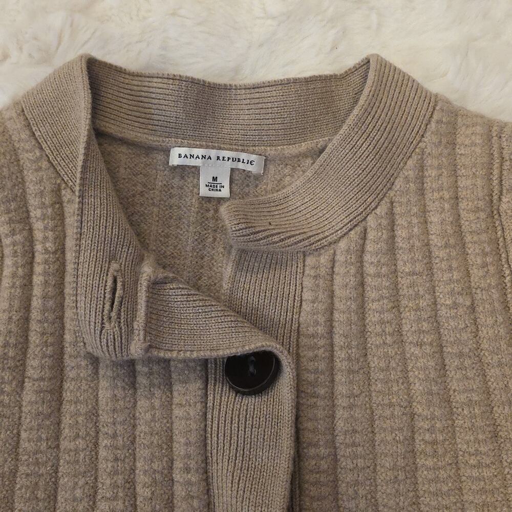 Banana Republic Tan Beige 100% Wool Button-Up Jacket Womens M 2009 Clean Simple - Picture 3 of 9